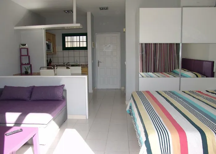 Moderno Apartamento Con Vistas Al Mar